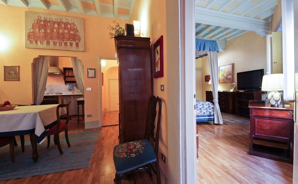Casa Tornabuoni Apartment ฟลอเรนซ์ ห้อง รูปภาพ