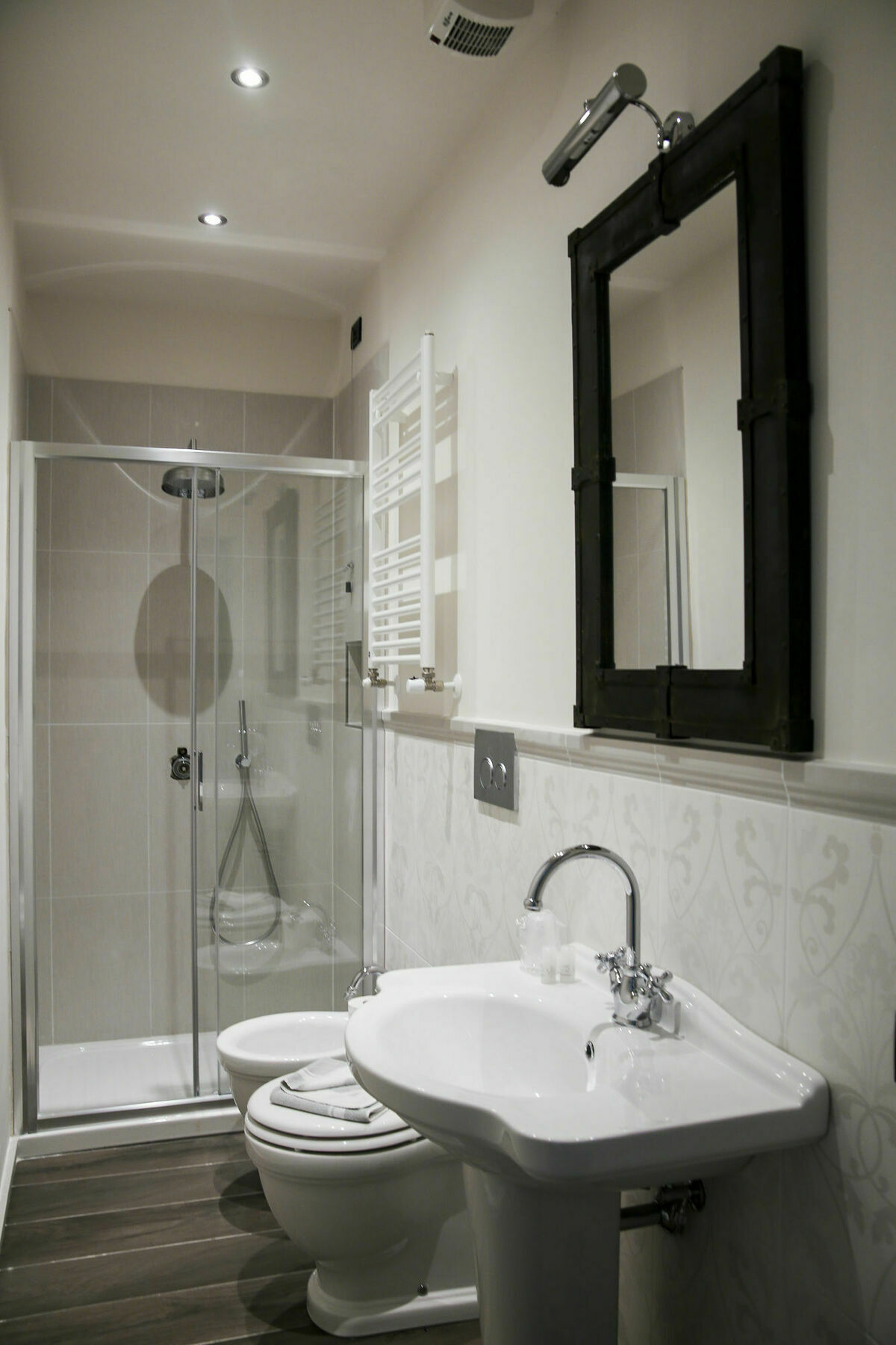 Casa Tornabuoni Apartment ฟลอเรนซ์ ภายนอก รูปภาพ
